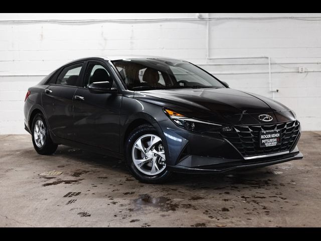 2021 Hyundai Elantra SE