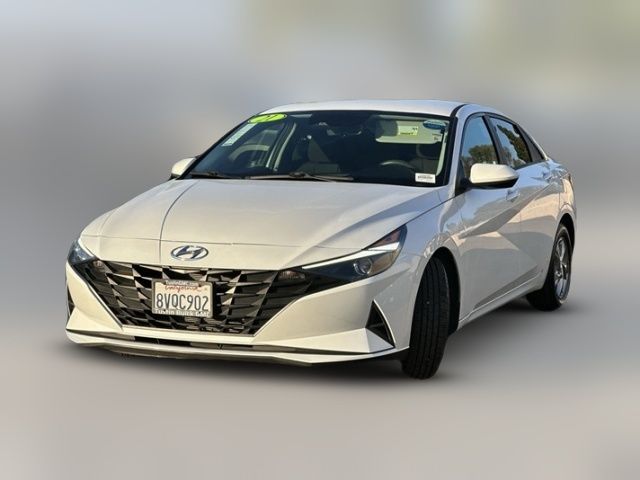2021 Hyundai Elantra SE
