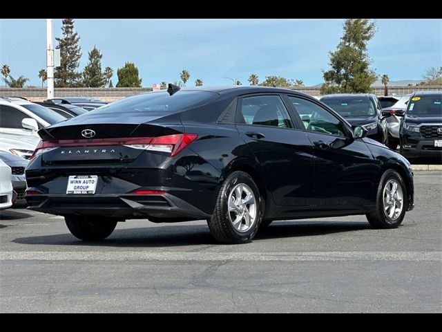 2021 Hyundai Elantra SE