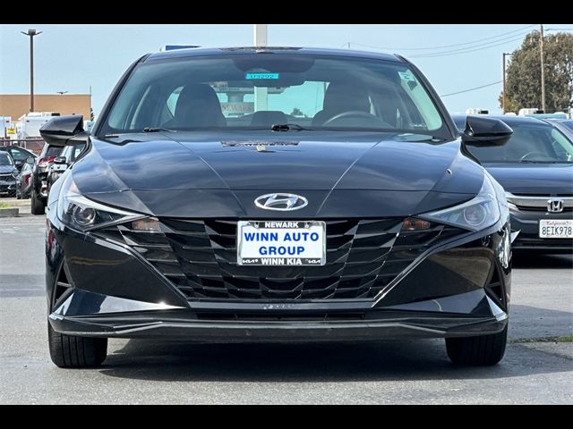 2021 Hyundai Elantra SE