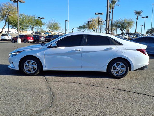 2021 Hyundai Elantra SE