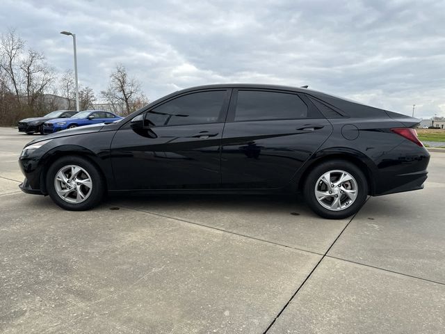 2021 Hyundai Elantra SE