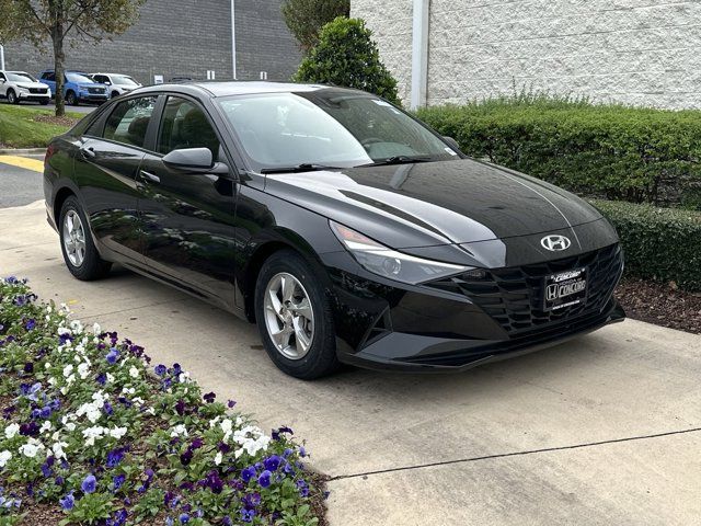 2021 Hyundai Elantra SE