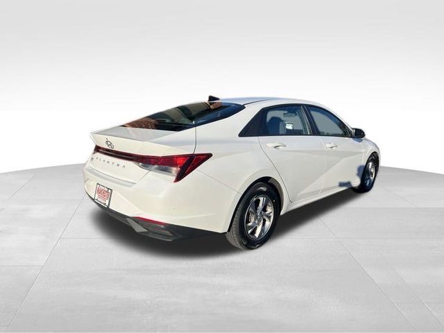 2021 Hyundai Elantra SE