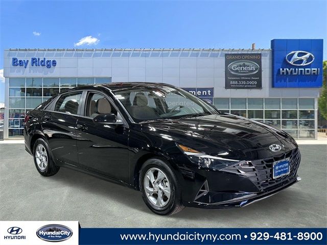 2021 Hyundai Elantra SE