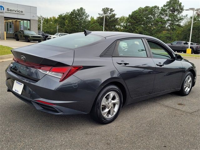 2021 Hyundai Elantra SE