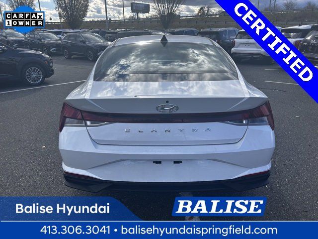 2021 Hyundai Elantra SE