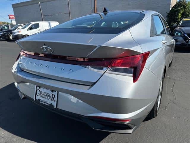 2021 Hyundai Elantra SE