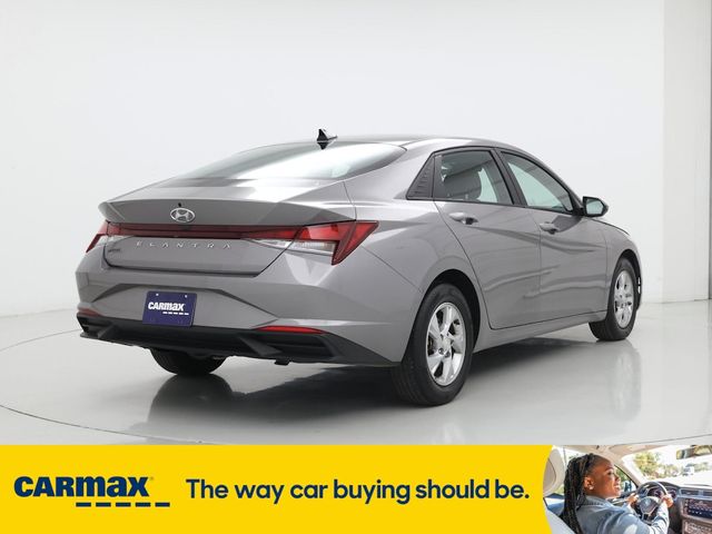 2021 Hyundai Elantra SE