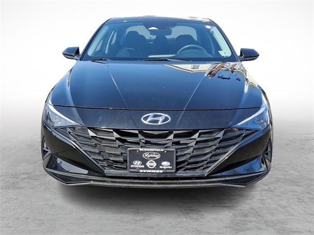 2021 Hyundai Elantra SE