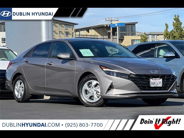 2021 Hyundai Elantra SE