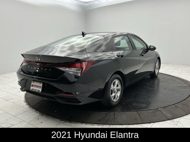 2021 Hyundai Elantra SE