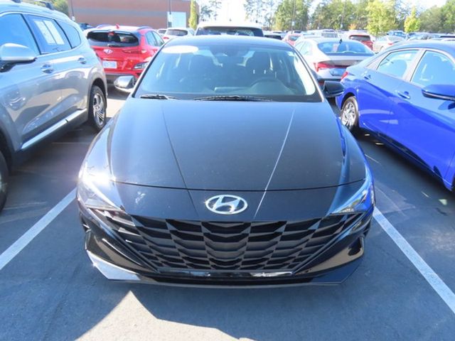 2021 Hyundai Elantra SE