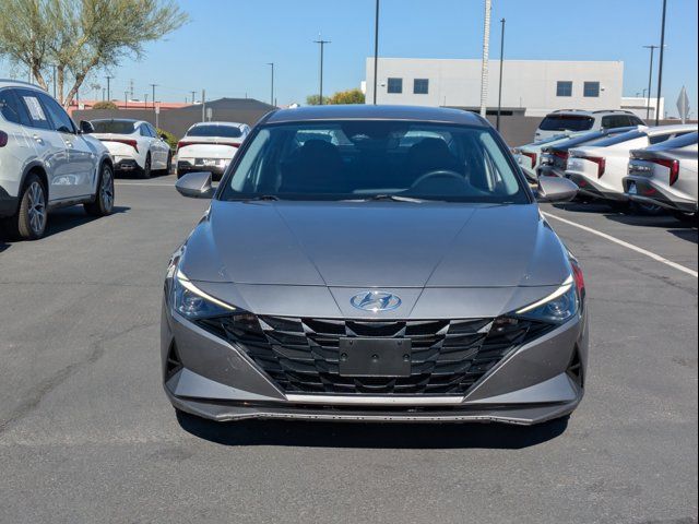 2021 Hyundai Elantra SE