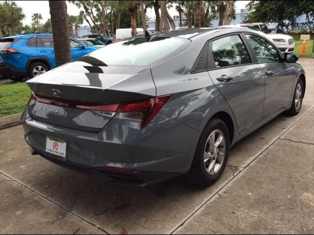 2021 Hyundai Elantra SE