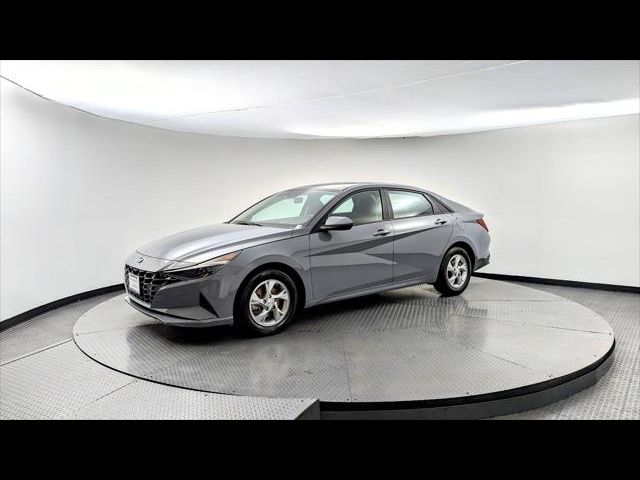 2021 Hyundai Elantra SE