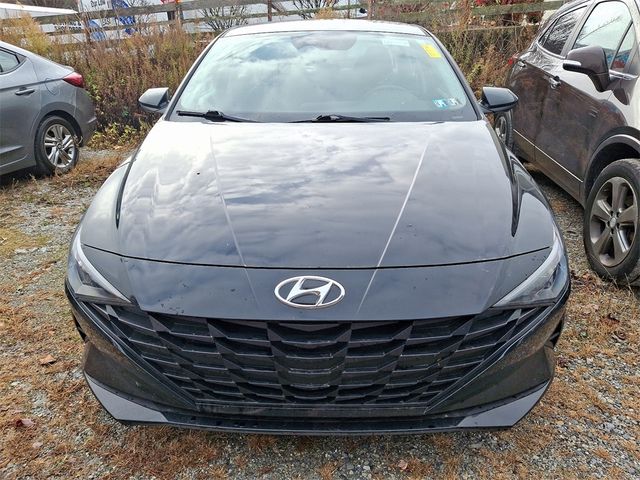 2021 Hyundai Elantra SE