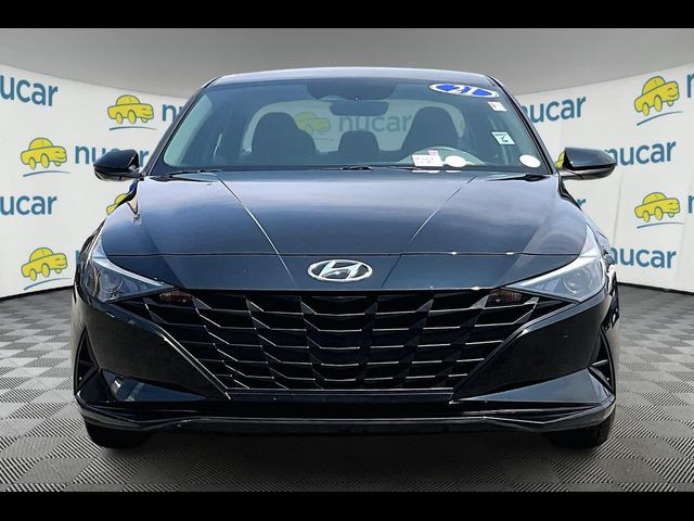 2021 Hyundai Elantra SE