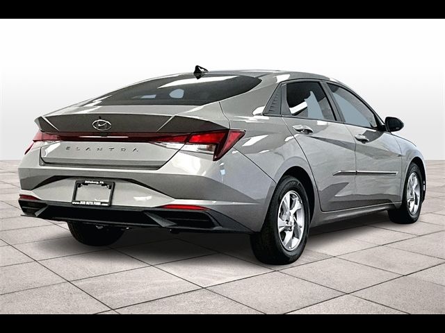 2021 Hyundai Elantra SE