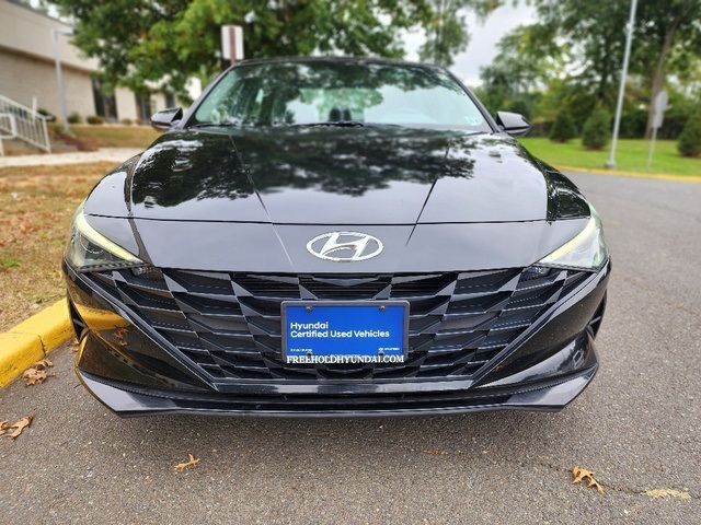 2021 Hyundai Elantra SE