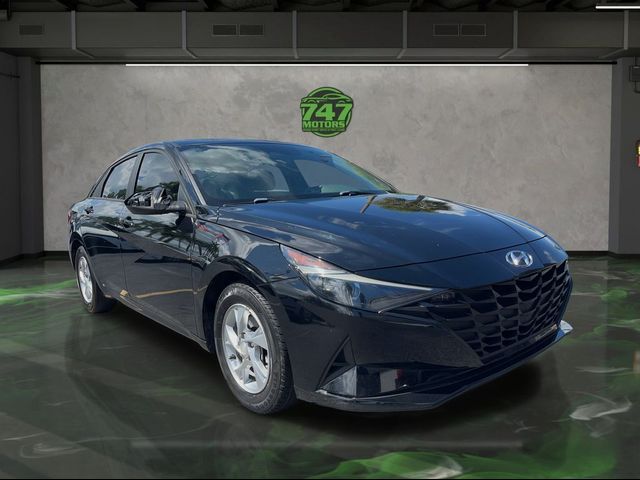 2021 Hyundai Elantra SE