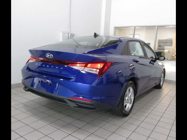 2021 Hyundai Elantra SE