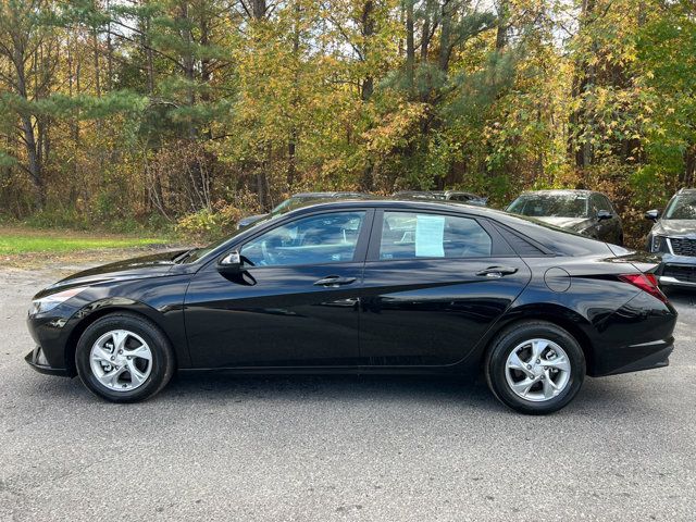 2021 Hyundai Elantra SE