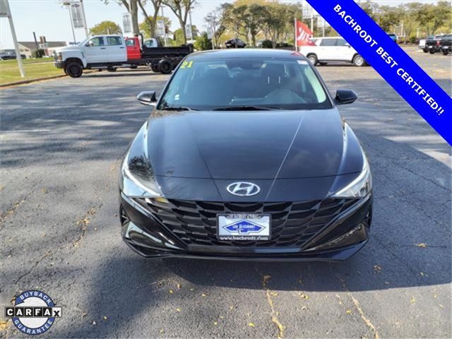 2021 Hyundai Elantra SE