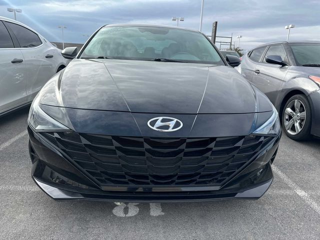 2021 Hyundai Elantra SE