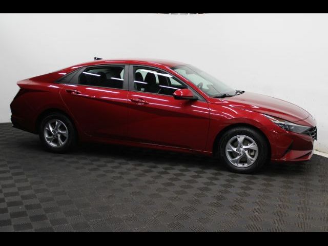 2021 Hyundai Elantra SE
