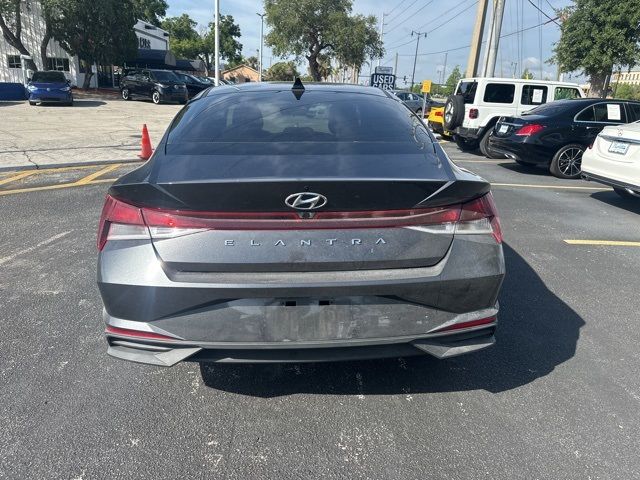 2021 Hyundai Elantra SEL