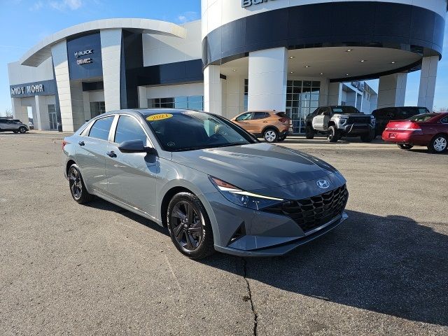 2021 Hyundai Elantra SEL