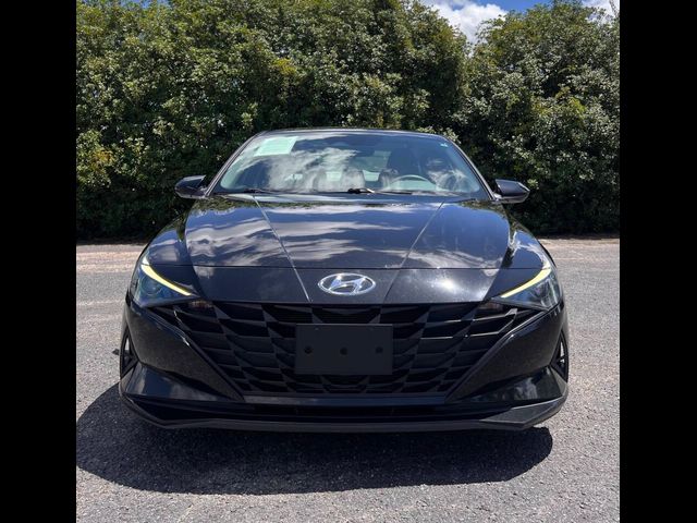2021 Hyundai Elantra SE