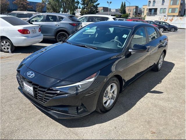 2021 Hyundai Elantra SE