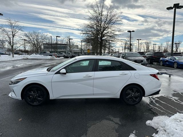 2021 Hyundai Elantra Hybrid Blue