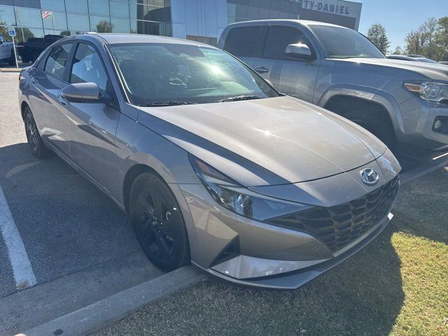 2021 Hyundai Elantra Hybrid Blue