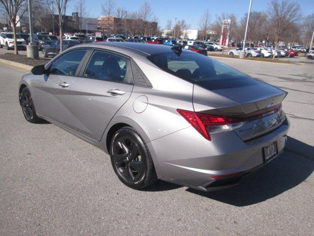 2021 Hyundai Elantra Hybrid Blue