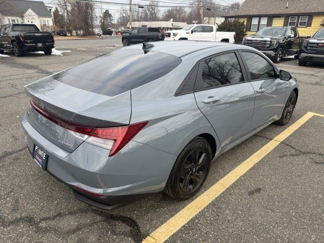 2021 Hyundai Elantra Hybrid Blue