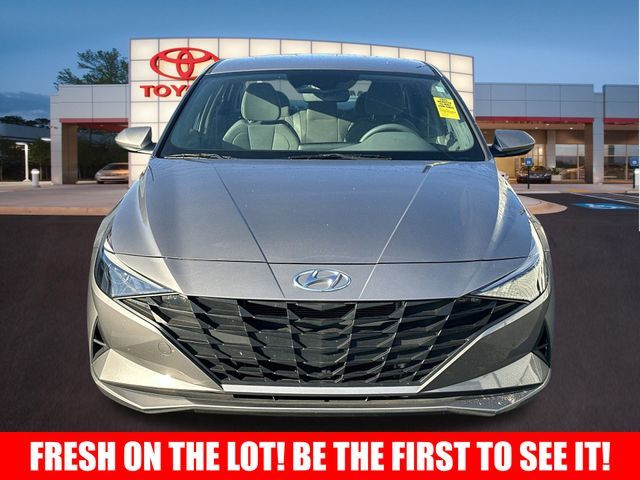 2021 Hyundai Elantra Hybrid Blue