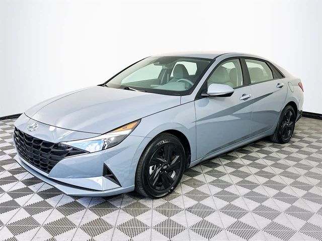 Used 2021 Hyundai Elantra Hybrid for Sale in Miami, FL | Capital One ...