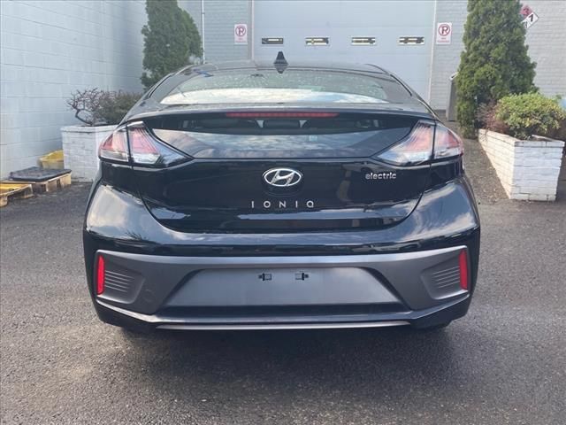 2021 Hyundai Ioniq Electric SE