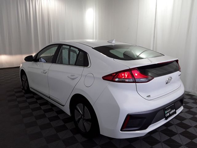 2021 Hyundai Ioniq Hybrid SE