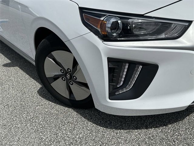 2021 Hyundai Ioniq Hybrid SE