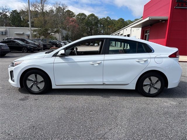 2021 Hyundai Ioniq Hybrid SE