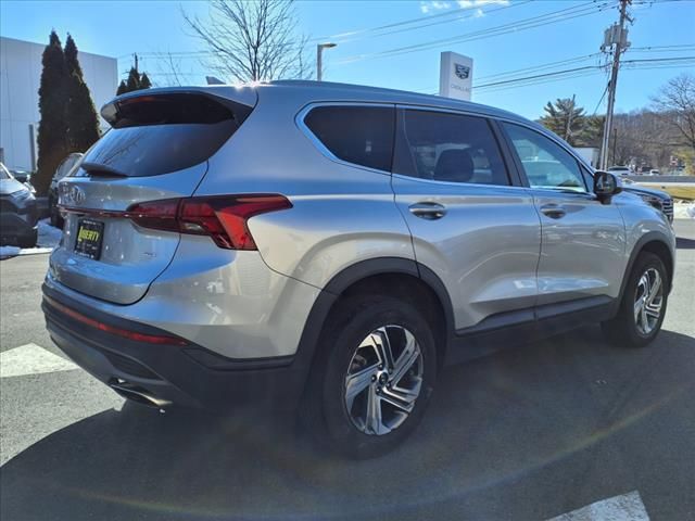 2021 Hyundai Santa Fe SE