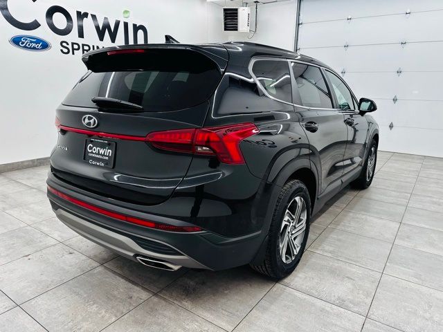 2021 Hyundai Santa Fe SE