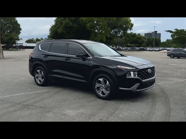 2021 Hyundai Santa Fe SE