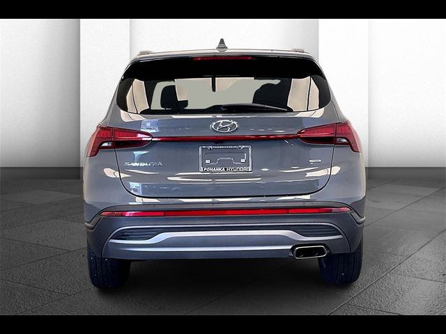 2021 Hyundai Santa Fe SE