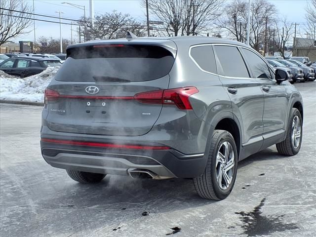 2021 Hyundai Santa Fe SE