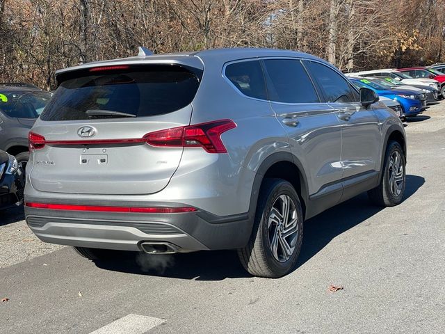 2021 Hyundai Santa Fe SE